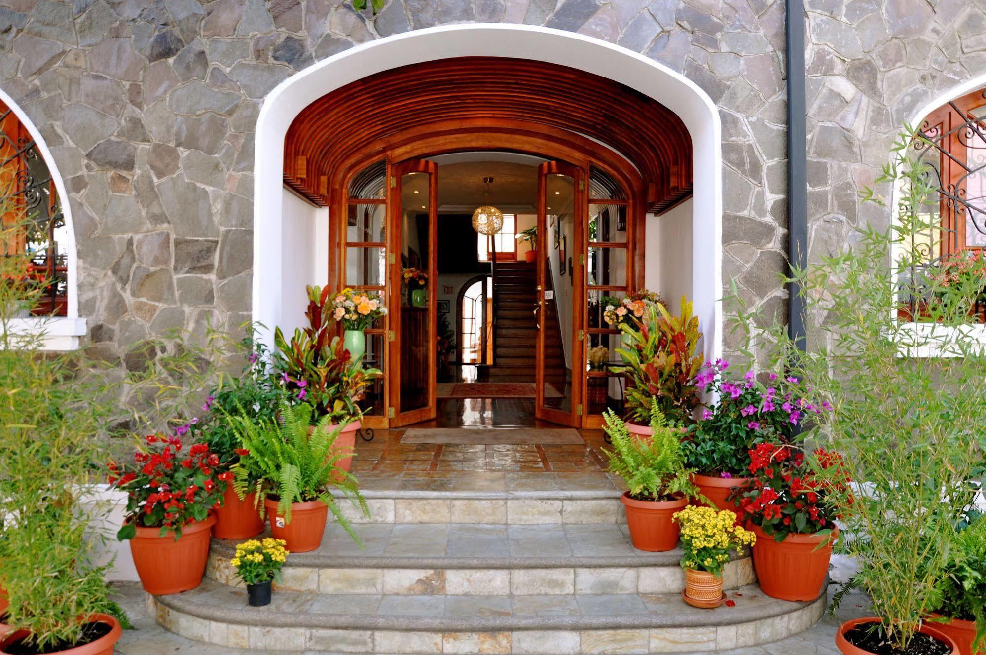 Boutique Casa Foch 3*
