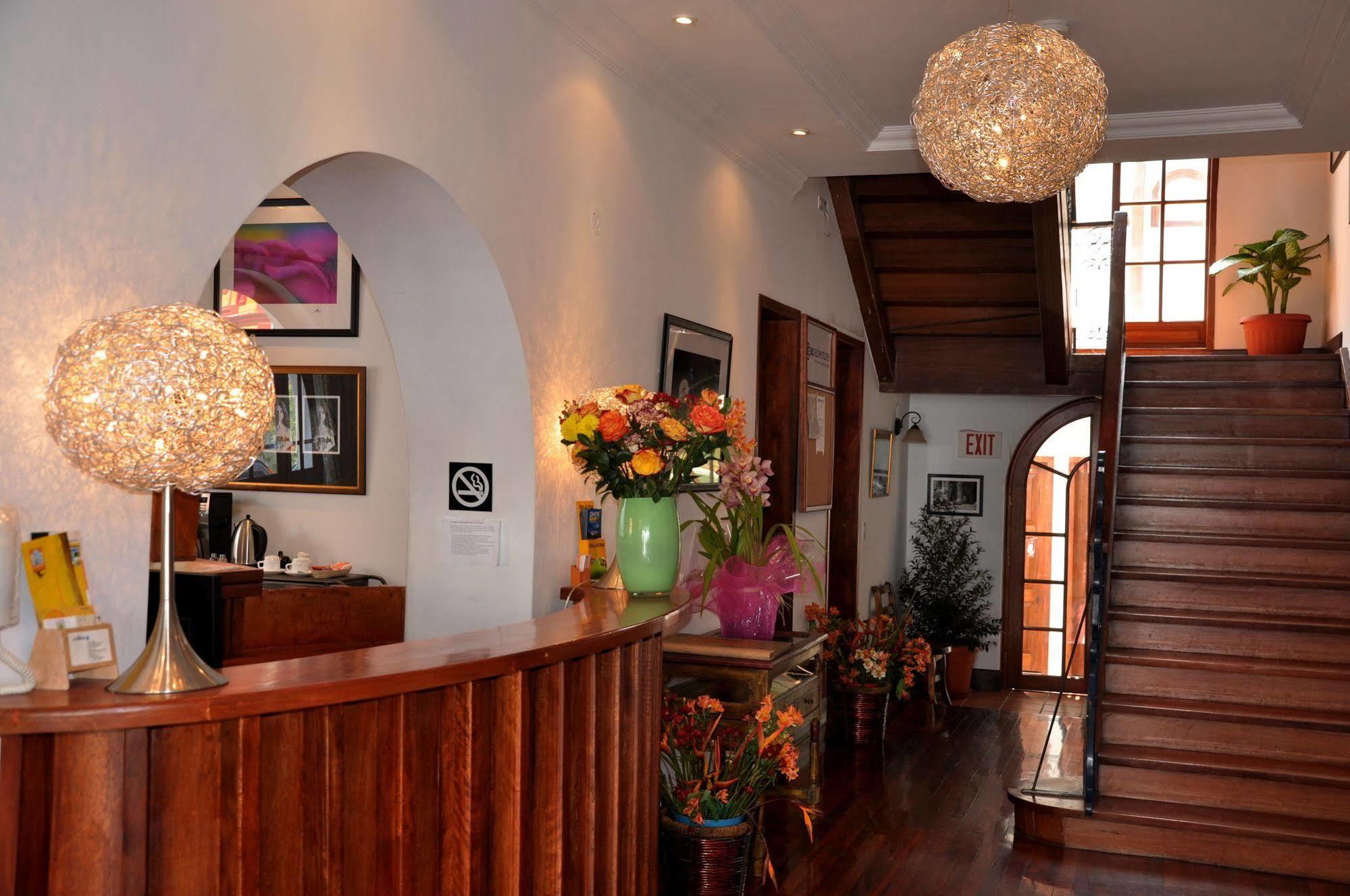 Bed & Breakfast Boutique Casa Foch Quito
