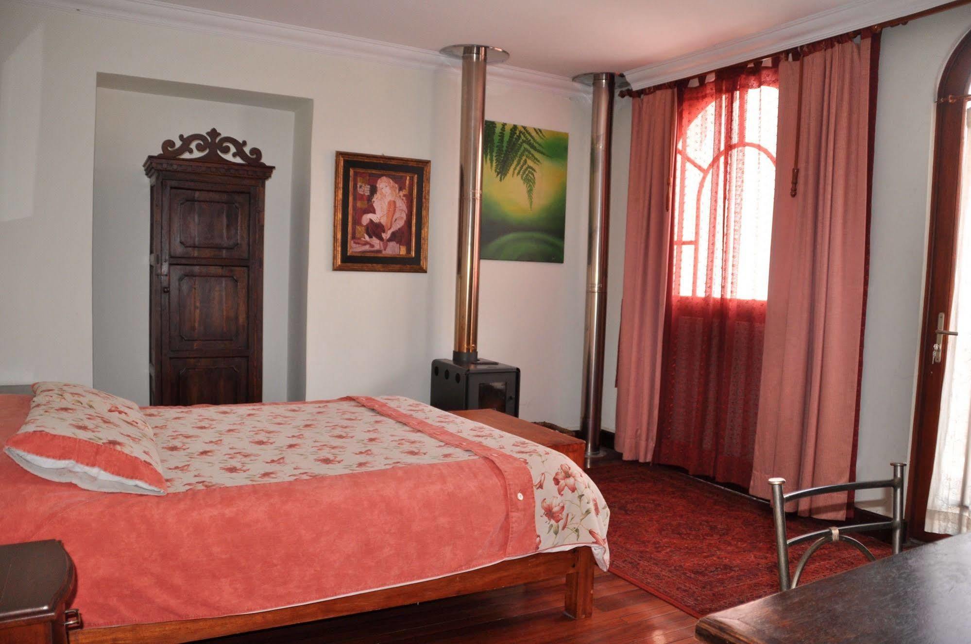 Bed & Breakfast Boutique Casa Foch Quito
